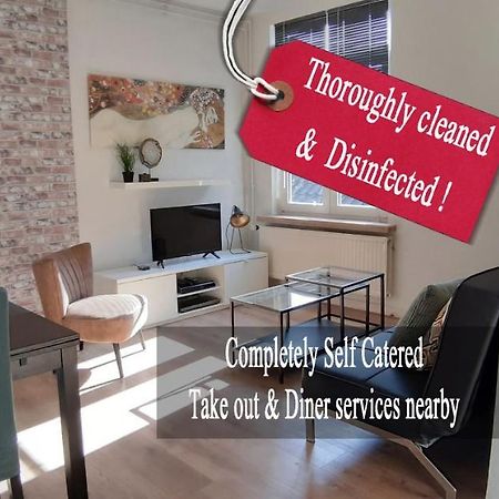 دين بوس Historic City Centre Apartment المظهر الخارجي الصورة